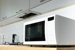 Jak sobie radzić z upałem na poddaszu?