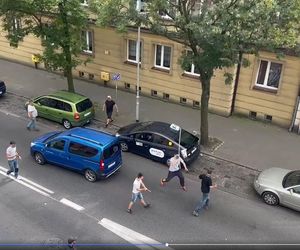47-latek zadźgał nożem przypadkowego człowieka na ulicy. Horror w Chorzowie