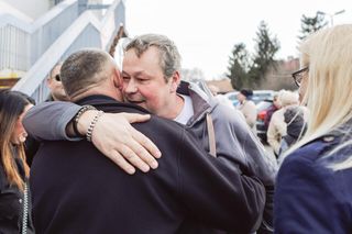Mieszkańcy Przeróbki żegnają listonosza Grzegorza 