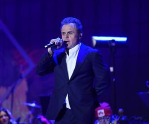 Steczkowska w czerwieni i Margaret w futrze. Tak gwiazdy wystroiły się na koncert 11 listopada [GALERIA]