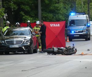 Kawasaki zderzyło się z porsche i mercedesem. Nie żyje 21-latka