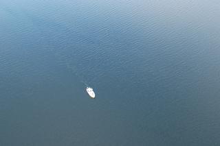 Poszukiwania zaginionego kajakarza na jeziorze Szeląg Wielki