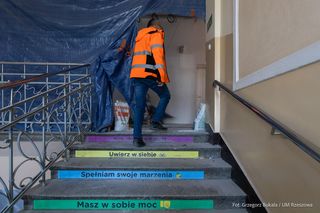 Przedłuża się remont III LO w Rzeszowie