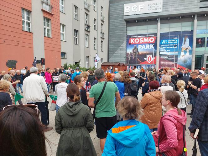 Protest kobiet w Bydgoszczy po śmierci ciężarnej pani Doroty. „Chcemy żyć w Europie XXI wieku”