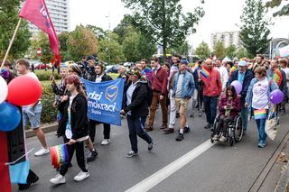 Marsz Równości w Katowicach 2025. Setki ludzi przeszło ulicami miasta. Były protesty
