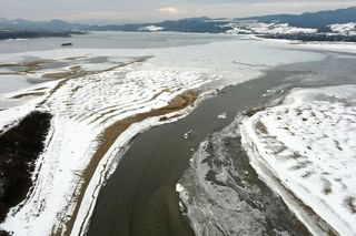 Podwodna wieś w Małopolsce. Pod Jeziorem Czorsztyńskim odnaleziono ruiny domów