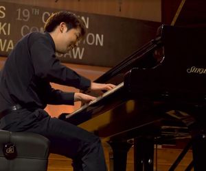 XIX Międzynarodowy Konkurs Pianistyczny im. Fryderyka Chopina. Stroje uczestników wywołały burzę