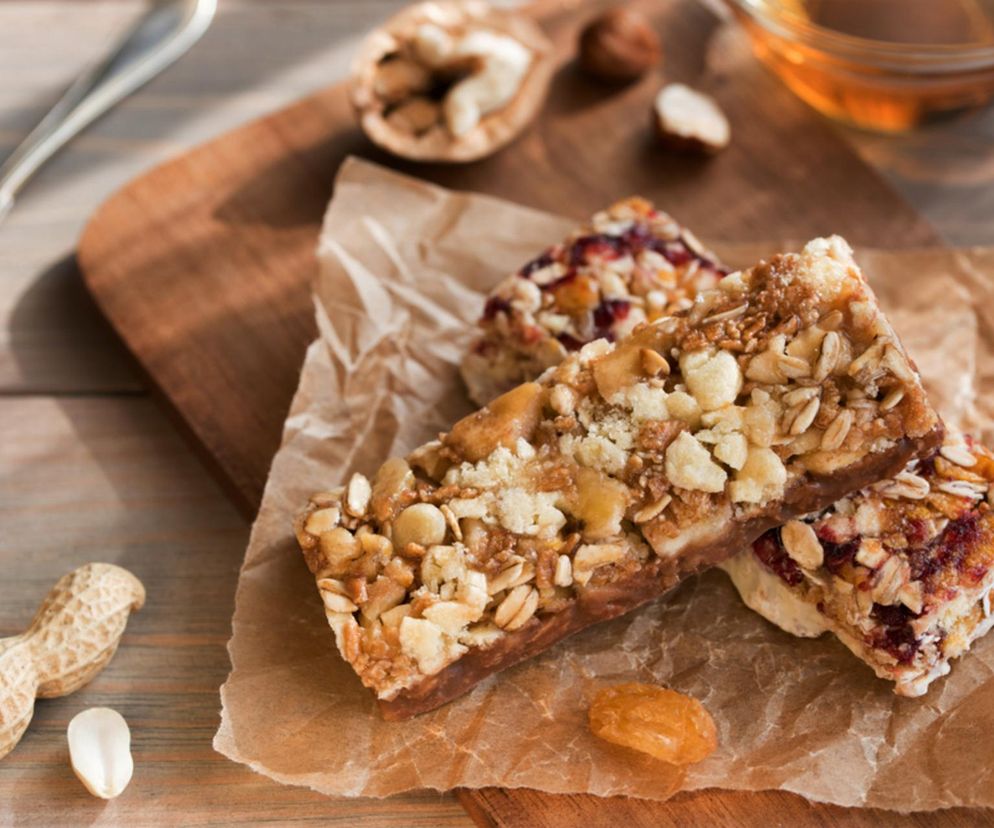 Ten przepis na batoniki granola stał się hitem. Wystarczy kilka składników