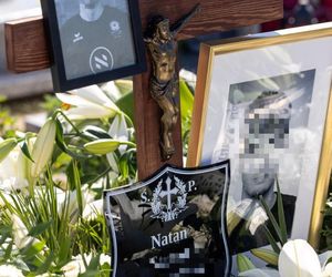 Koszulka klubowa i kij do hokeja spoczęły w grobie Natana. Gniezno żegna 18-latka