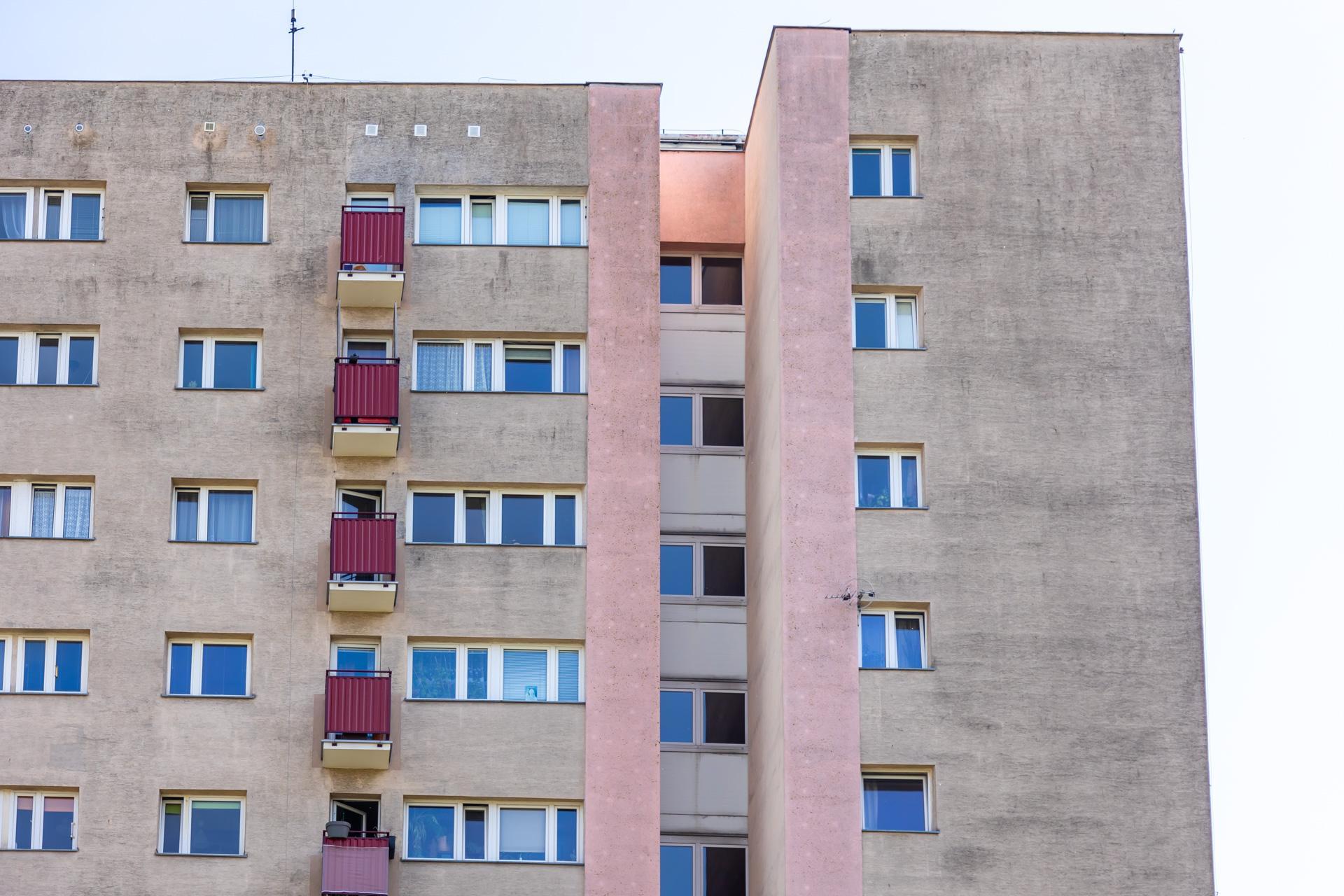 Osiedle prototypów w Warszawie - zdjęcia. Zobacz eksperymentalne bloki z wielkiej płyty