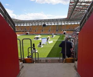 Kongres Świadków Jehowy Białystok 2024. Tłumy wiernych na Stadionie Miejskim