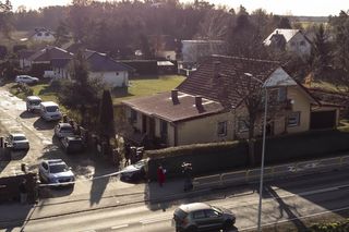 Rodzinna tragedia w Namysłowie. 32-latek zabił rodziców i brata [ZDJĘCIA].