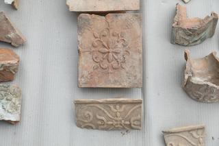 Odkryto kilka tysięcy zabytków na dziedzińcu Pałacu Branickich w Białymstoku [ZDJĘCIA]