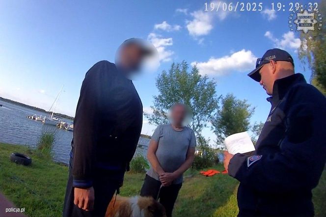 Policjanci pomogli załodze wywróconej żaglówki