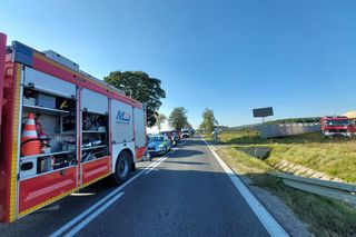 Dramatyczny wypadek busa w Bielinach. Jechali nim piłkarze