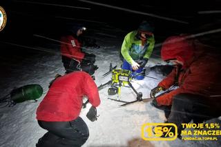 Taternicy utknęli w nocy na Kozich Czubach