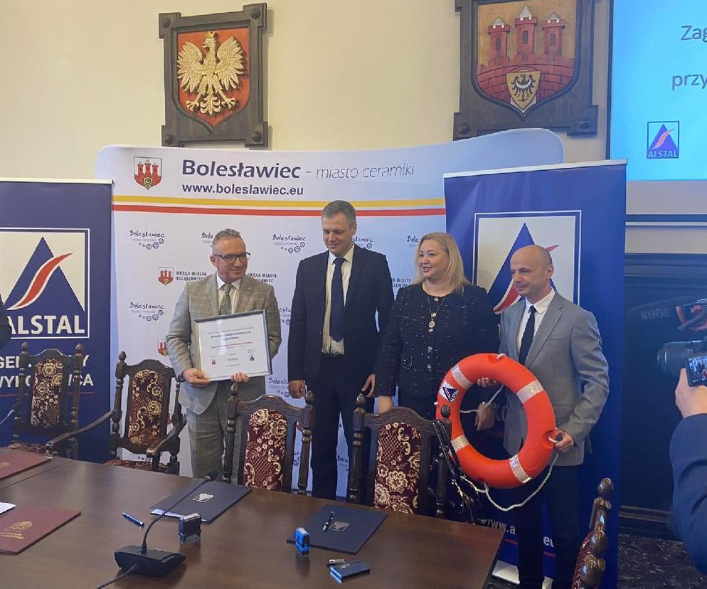 W Bolesławcu zbudują kompleks basenów! Powstanie basen solankowy i wodny plac zabaw