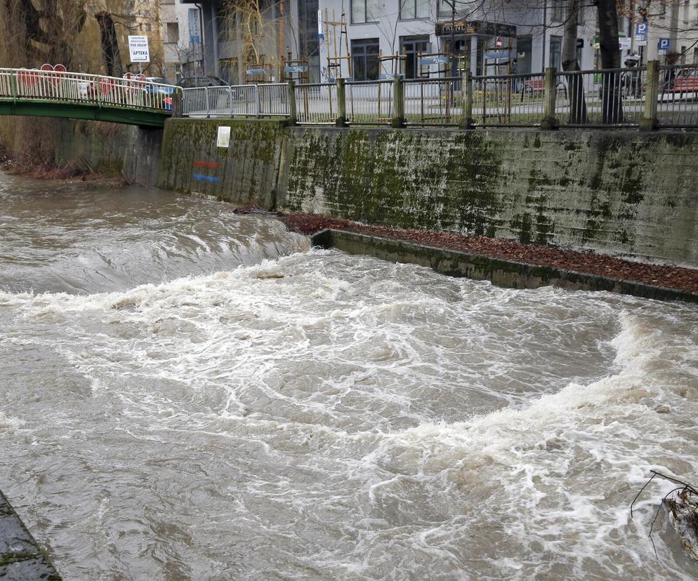 Ostrzeżenie IMGW przed wezbraniami rzek. Stany ostrzegawcze przekroczone