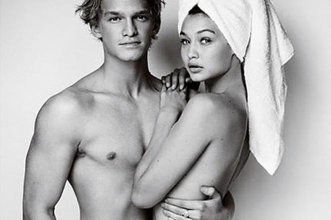 Cody Simpson i Gigi Hadid NAGO na wspólnym zdjęciu! W Polsce Cody Simpson też pokaże tak wiele? ;)