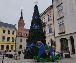 Tarnów przygotowuje się do świąt. Kiedy w mieście pojawią się bożonarodzeniowe iluminacje?