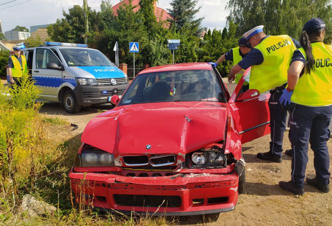Naćpany kierowca rozwalił BMW. 24-latek w ogóle nie powinien prowadzić