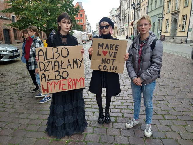 Z Kopernikiem dla Klimatu. Młodzi torunianie wyszli na ulice [AUDIO]