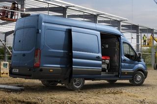 Renault i Mercedes na czele - rynek dostawczaków w Polsce rośnie