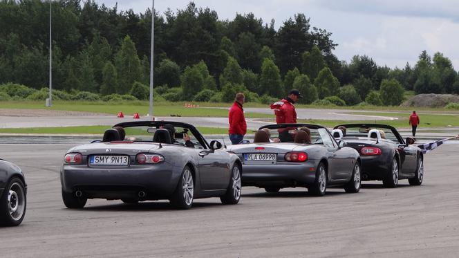 Mazda MX-5 - zlot 2014 fanów w Polsce na torze Jastrząb