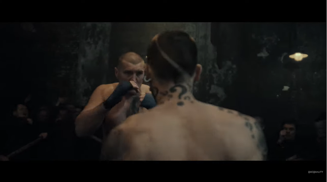 Mariusz Wach w teledysku Quebonafide