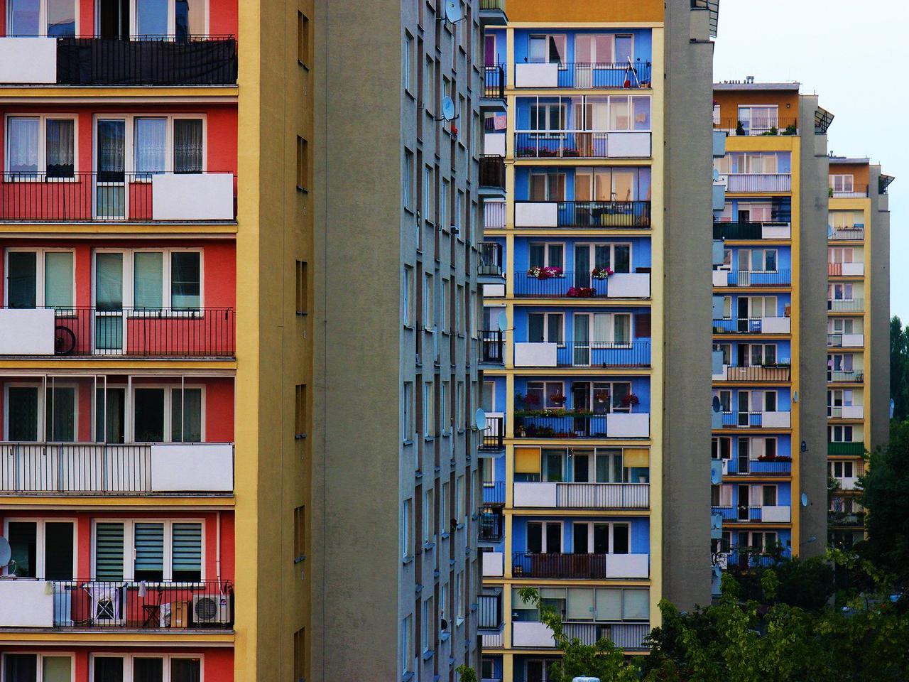 Majówka na wynos w Płocku! Płocczanie wezmą udział w koncertach ze swojego balkonu!