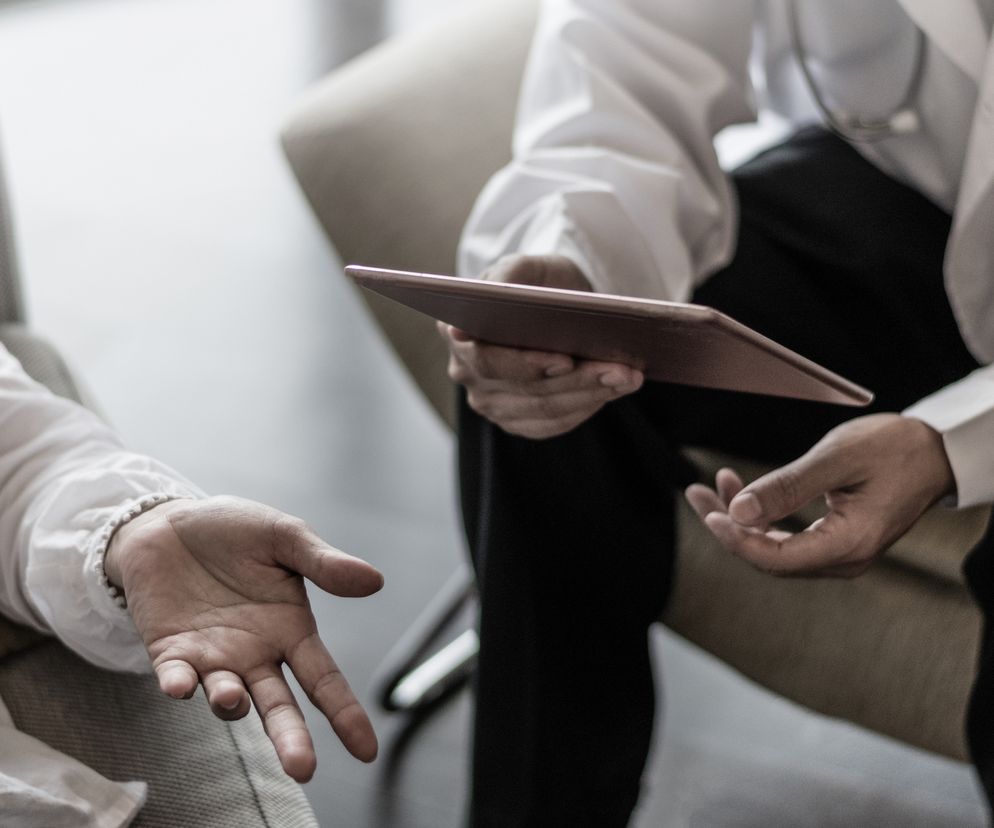 Schizofrenia u dorosłych. Jak rozmawiać z chorym żeby chciał się leczyć?