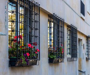 Kamienica na ul. Konopnickiej 5 w Warszawie