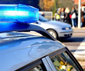 Zboczeniec w Lublinie! Obnażał się przed chłopcem. Szuka go policja