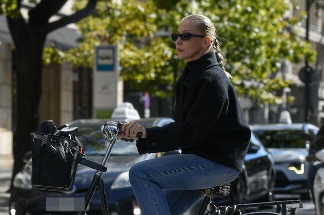 Katarzyna Warnke na giga obcasach łamie przepisy