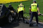Tragiczny wypadek pod Wągrowcem! Nie żyją dwie osoby, w tym dziecko [ZDJĘCIA]