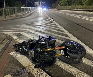 Motocyklista roztrzaskał się na Moście Gdańskim. Trafił do szpitala