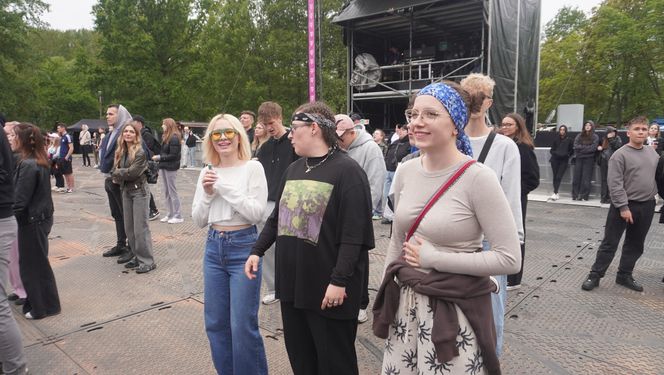 Kortowiada 2025. Koncerty na Plaży Kortowskiej przyciągnęły tłumy. Tak wyglądał drugi dzień imprezy!