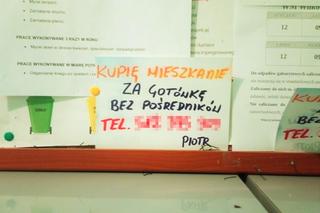 Ogłoszenia flipperów zalewają skrzynki na listy