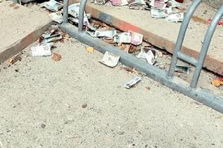 Strzeleczki. Okradł plebanię i złamał nogę uciekając. Łup rozwiał wiatr 