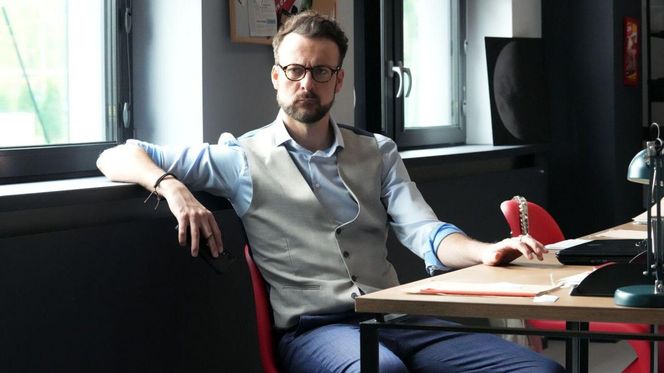 Barwy szczęścia odc. 3041. Radomir Branicki (Łukasz Wójcik)