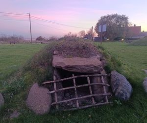 Tajemnicze miejsce na mapie Pomorza. Czym jest Osada Łowców Fok?