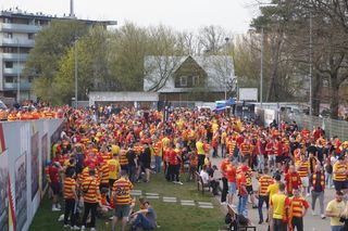 Kibice Jagiellonii Białystok przed meczem z Realem Betis 17.04.2025