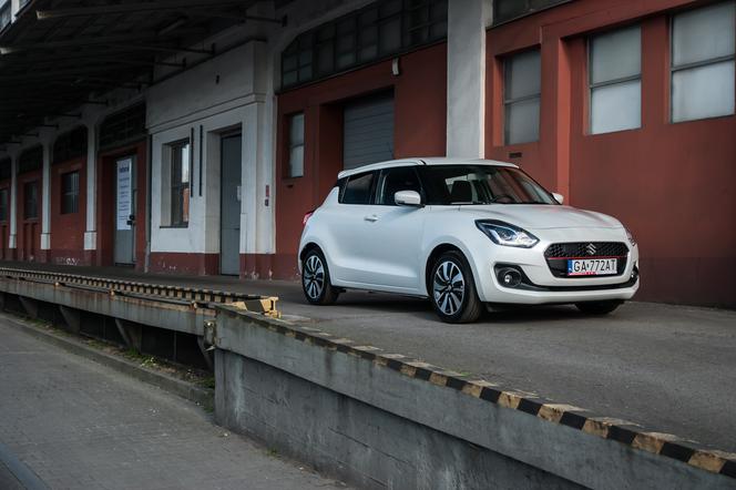 Hybrydowe Suzuki Swift 1.2 DualJet - czy to się opłaca?