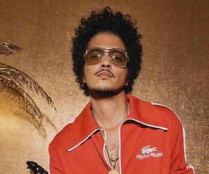 Bruno Mars koncertuje by spłacić olbrzymi dług? Chodzi o 50 mln dolarów!