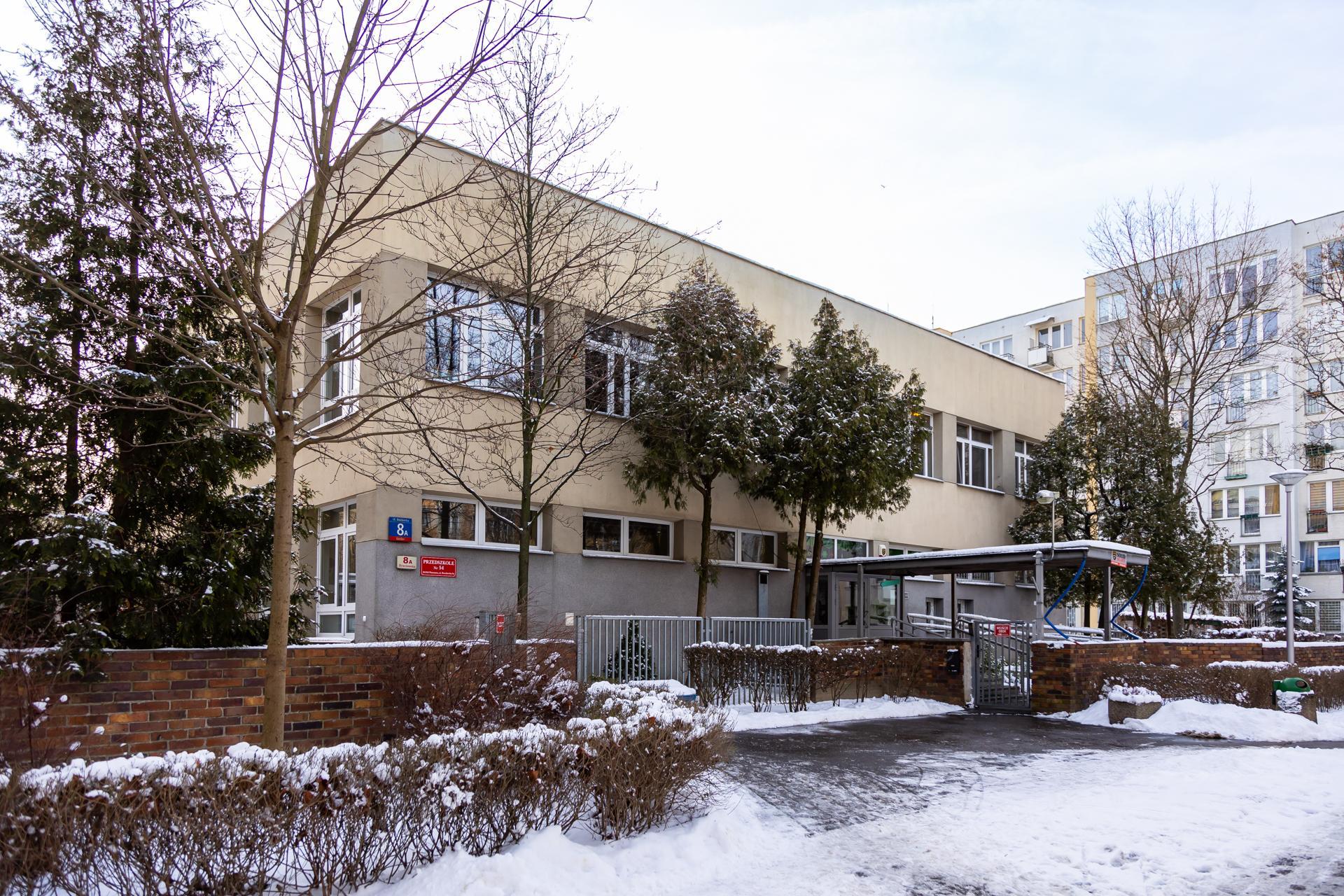 Przyczółek Grochowski - zdjęcia warszawskiego Pekinu. Zobacz, jak wygląda najdłuższy blok w Polsce