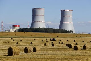 Umowa pomostowa na atom blisko finalizacji. Co to oznacza dla Polski?
