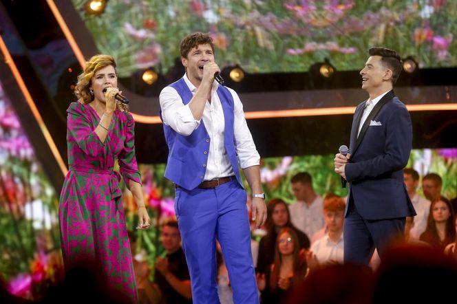 Tak to leciało! odcinek świąteczny w Lany Poniedziałek. Mikołaj Roznerski, Michalina Sosna, Kacper Kuszewski