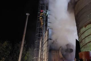 Lubelskie: Nocny pożar kukurydzy. 20 ton ziaren stanęło w ogniu!