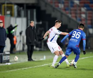 Górnik Zabrze wyszarpał zwycięstwo w meczu z Piastem. Brzydkie zachowanie Podolskiego