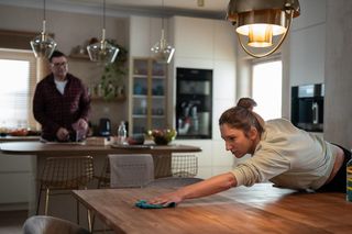 Rodzinka.pl, odcinek 289. Nowa kobieta w domu Boskich! Ludwik będzie miał kłopoty w pracy – ZDJĘCIA